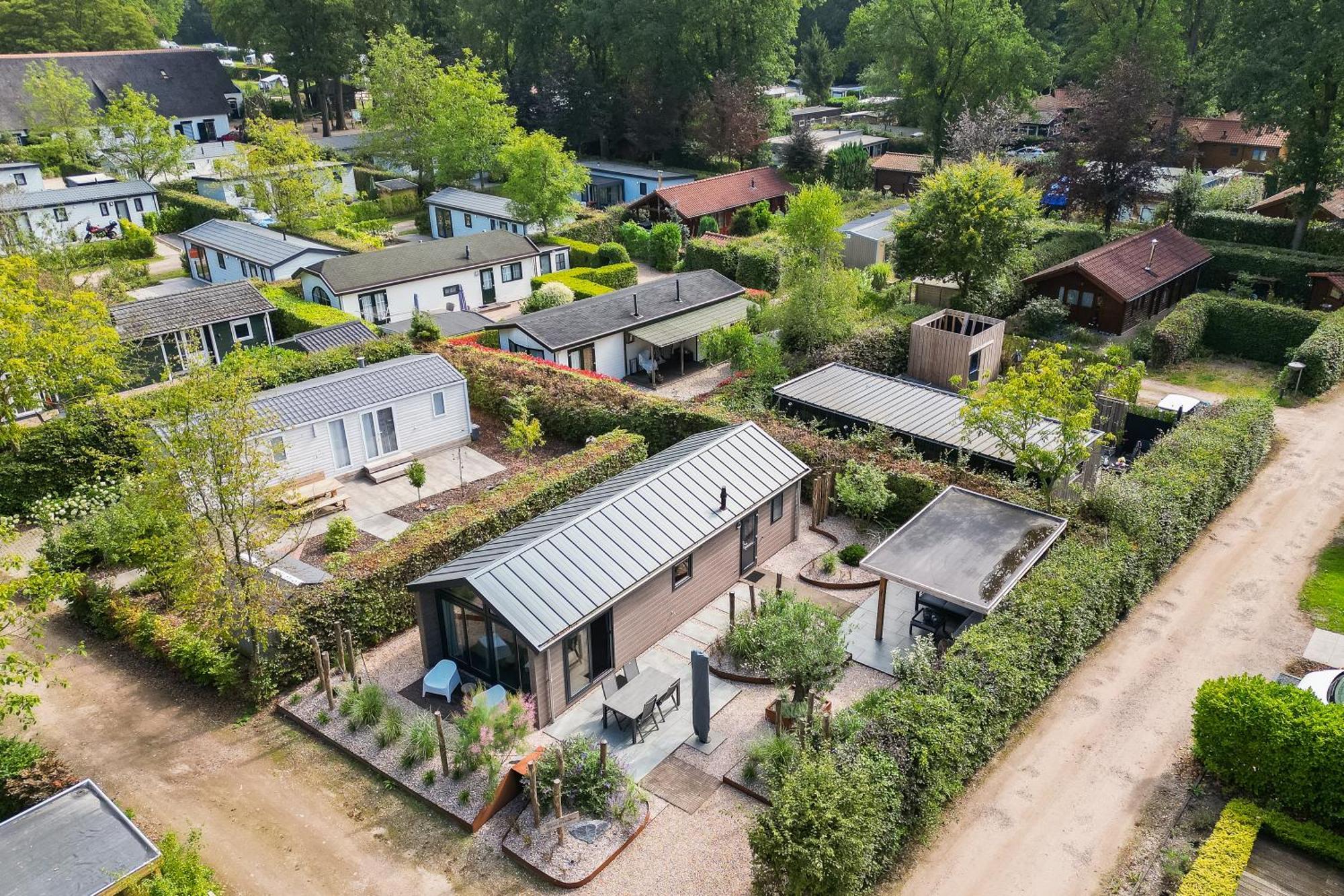 Modern Ingericht Chalet Op Groen Park Op De Veluwe Epe Luaran gambar