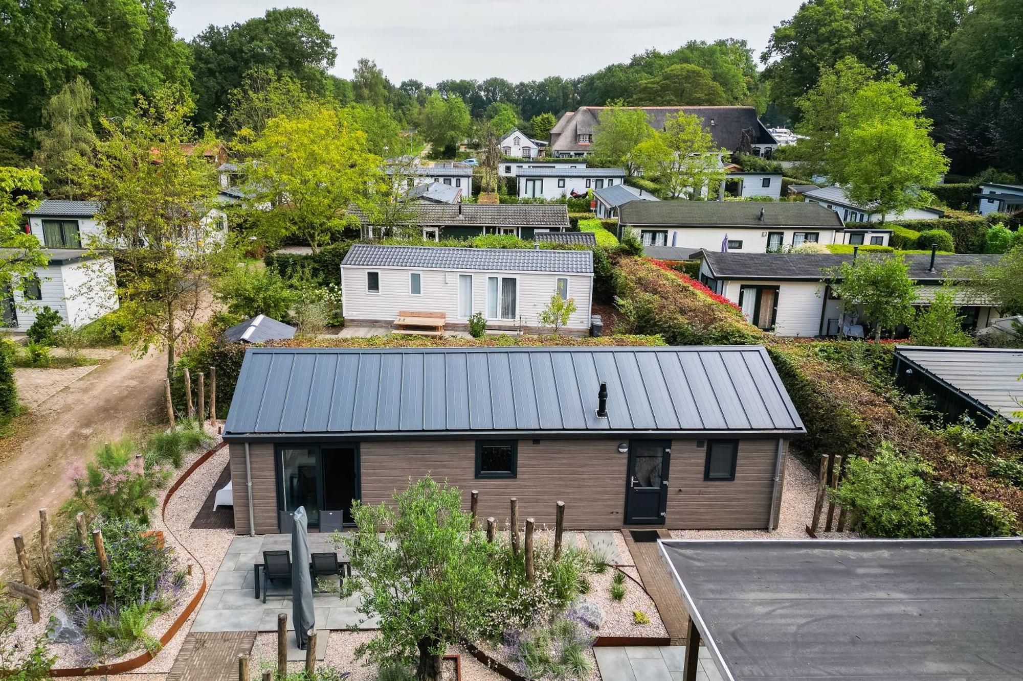 Modern Ingericht Chalet Op Groen Park Op De Veluwe Epe Luaran gambar