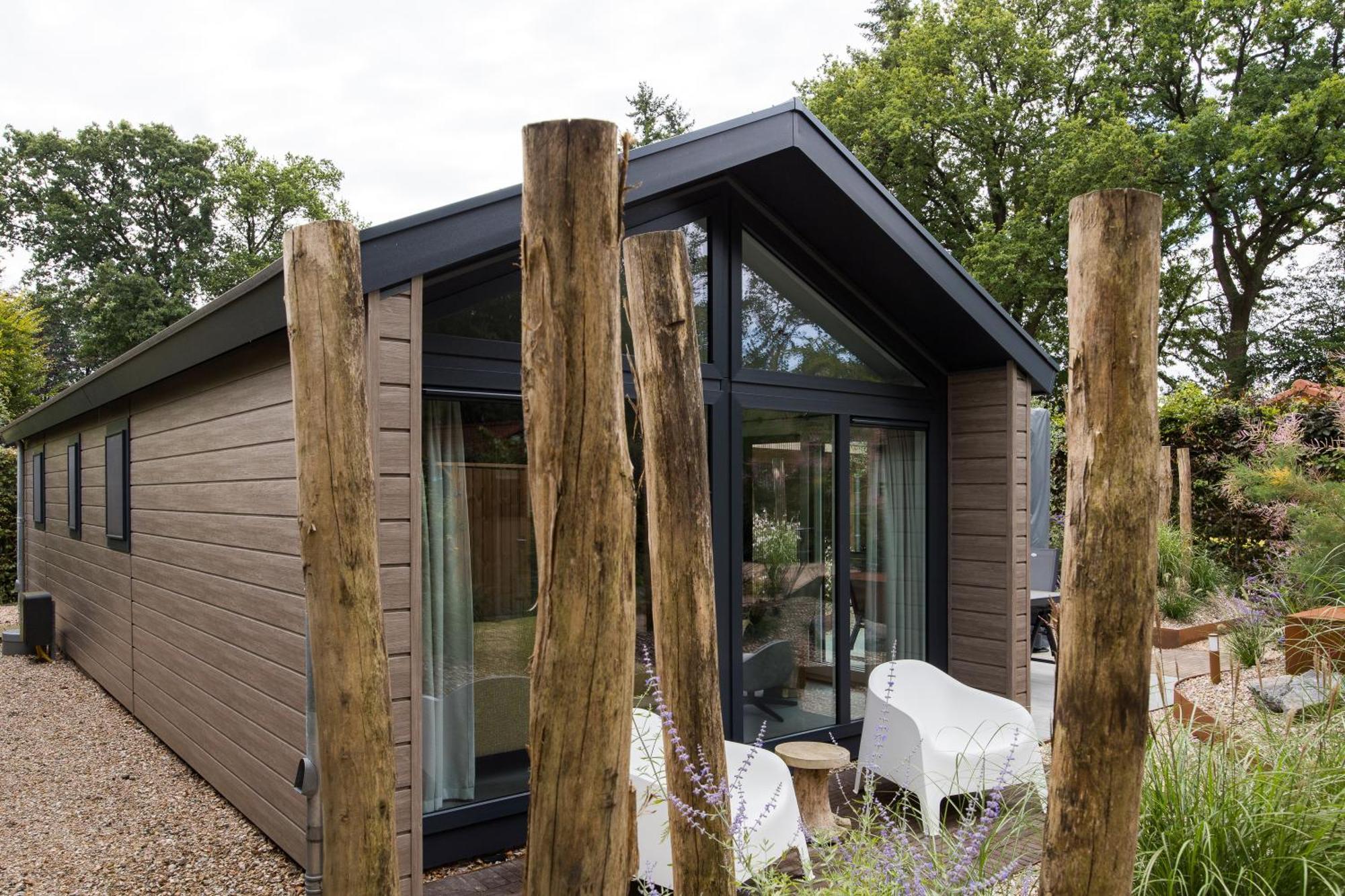 Modern Ingericht Chalet Op Groen Park Op De Veluwe Epe Luaran gambar