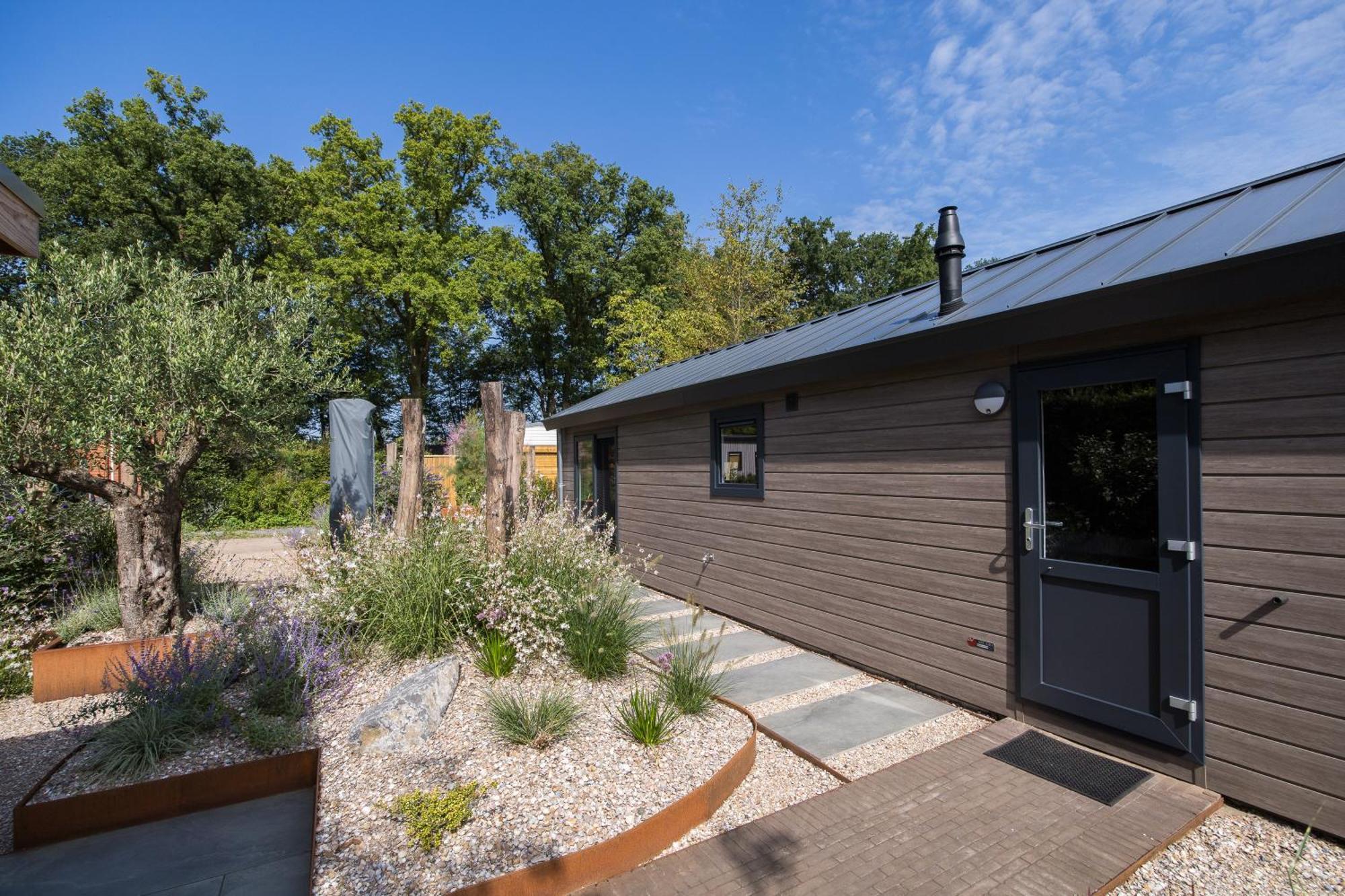 Modern Ingericht Chalet Op Groen Park Op De Veluwe Epe Luaran gambar