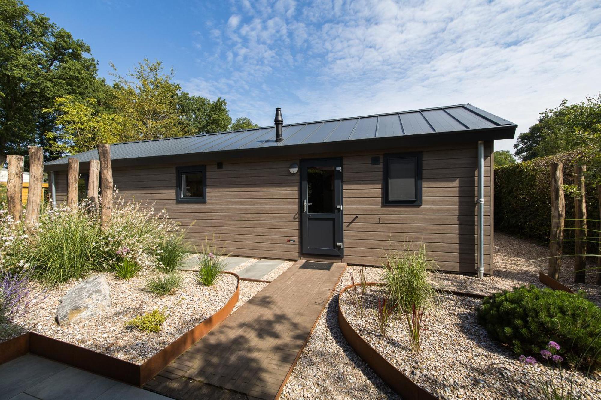Modern Ingericht Chalet Op Groen Park Op De Veluwe Epe Luaran gambar
